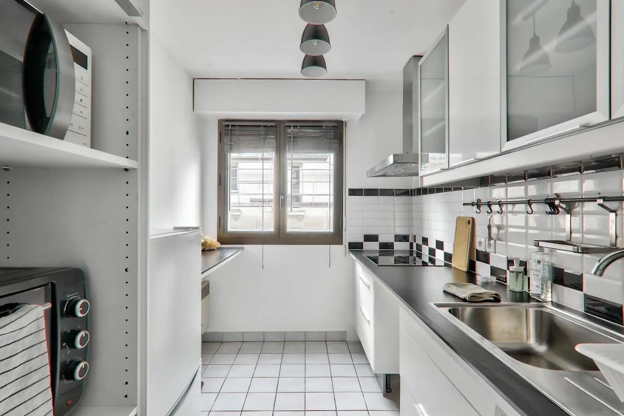 Luxurious 1 Bedroom Bastille Charonne Free Netflix Paris France