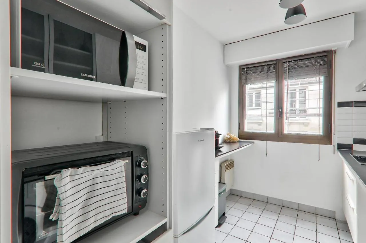 Luxurious 1 Bedroom Bastille Charonne Free Netflix Paris 0*,  France