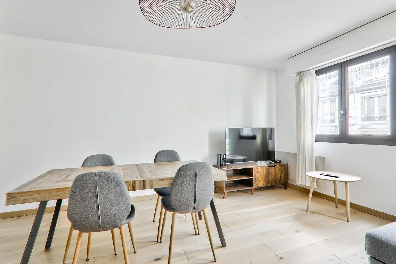 Luxurious 1 Bedroom Bastille Charonne Free Netflix Paris France
